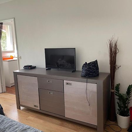 Appartement 35 M2 Creteil L Echat Luaran gambar