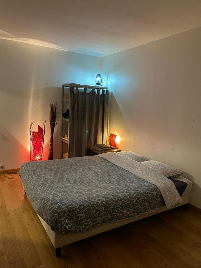 Appartement 35 M2 Creteil L Echat Luaran gambar